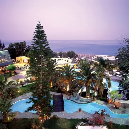 Semesteranläggning (resort) Calypso