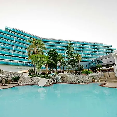 Calypso Beach 4*