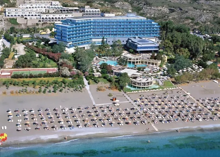 Calypso Resort 4*