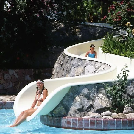 Resort Calypso 4*