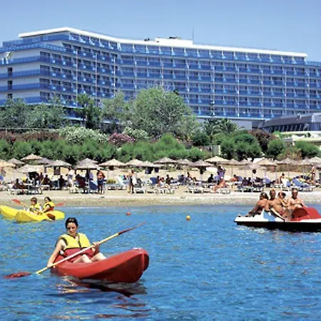 Calypso Resort