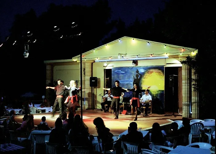 Calypso منتجع 4*