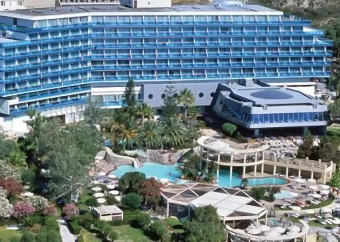 Calypso منتجع 4*